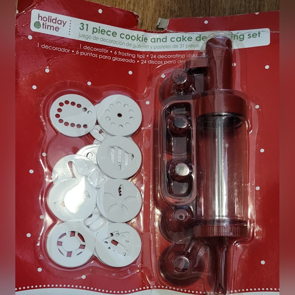 Holiday Cake & Cookie Decorating Set 31 Pc NEW